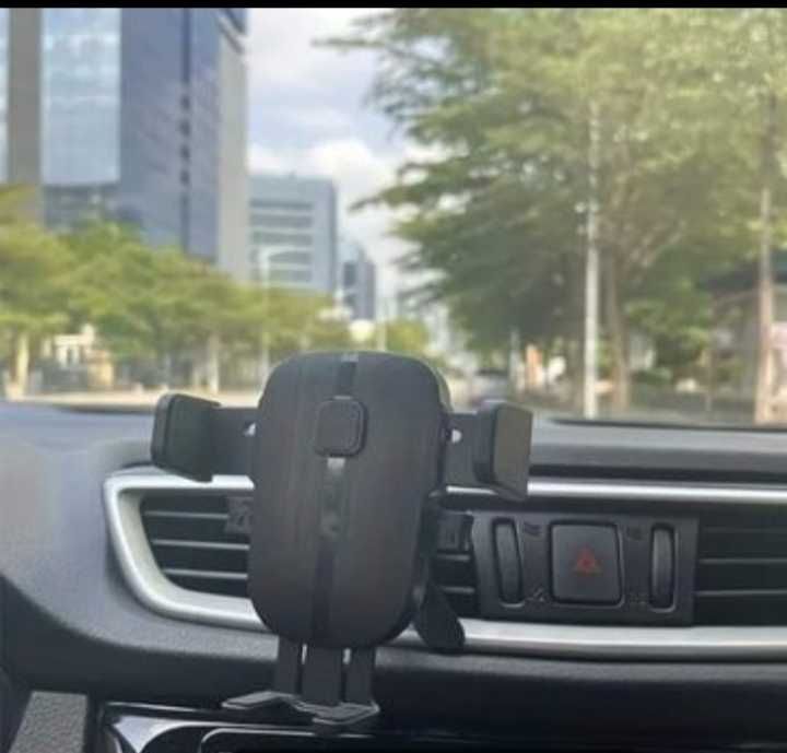 Стойка за телефон за автомобила,LED фенерче,FM Трансмитер