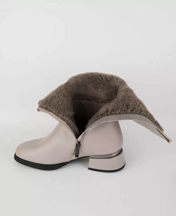 Новые зимние сапоги