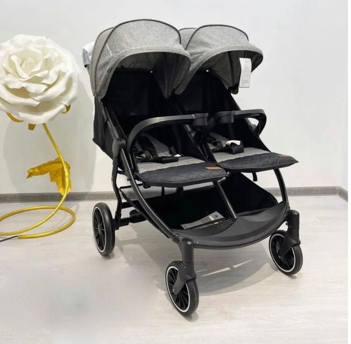 Коляска для двойни