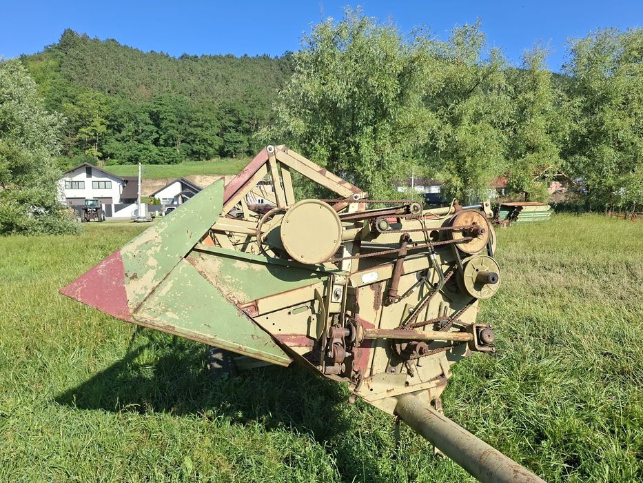 Utilaj agricol :Combină