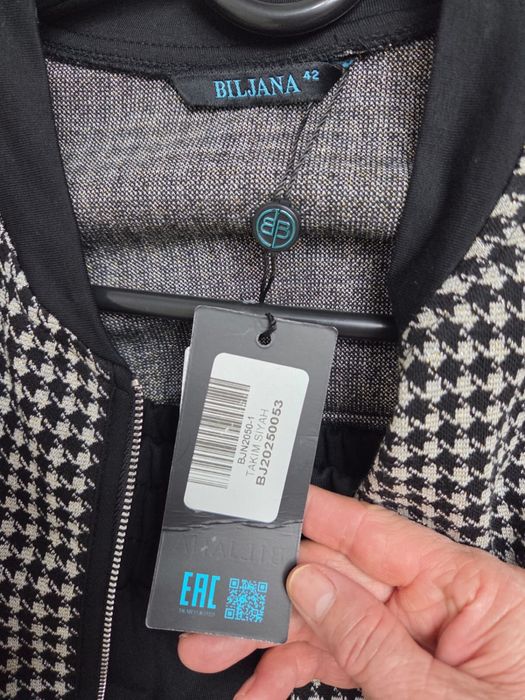 Продам костюм двойки