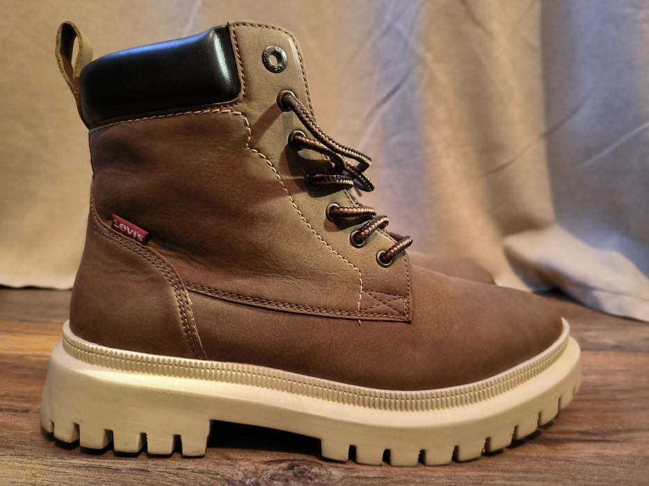 Дамски боти Levi's