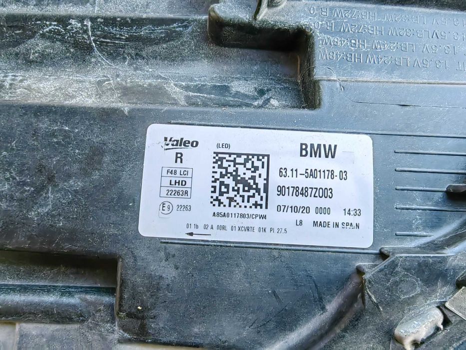 Фар BMW X1 F48 FULL LED LCi десен/Фар БМВ Х1 Ф48 LED Оригинален