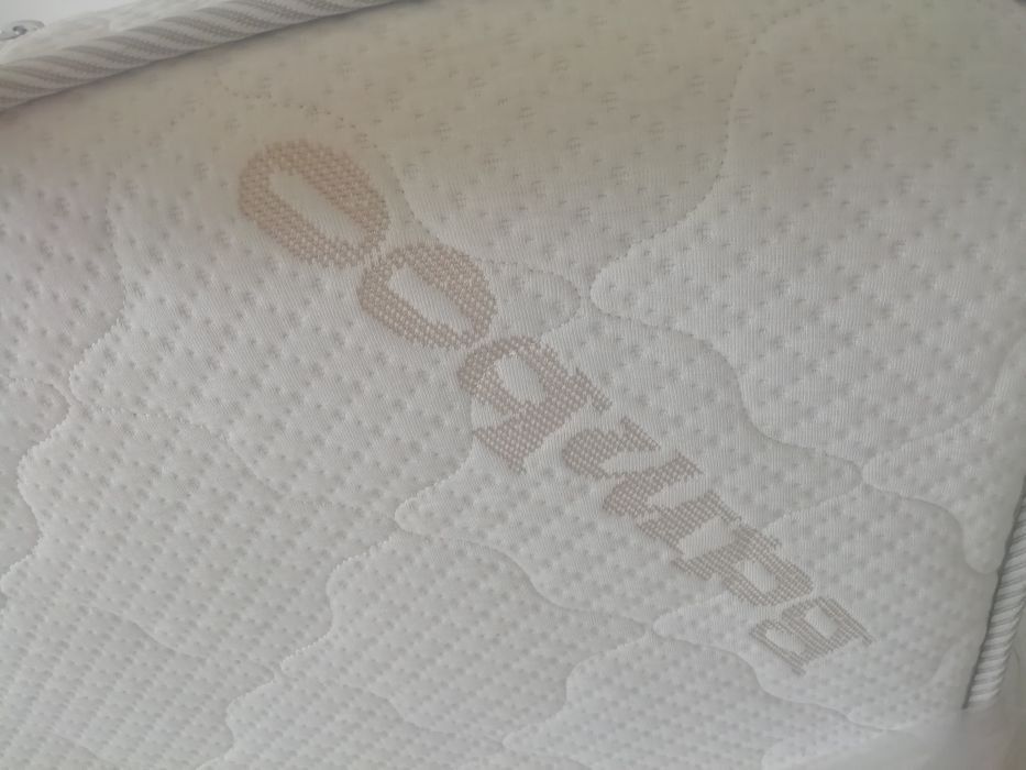 Преносима бебешка кошара Bella