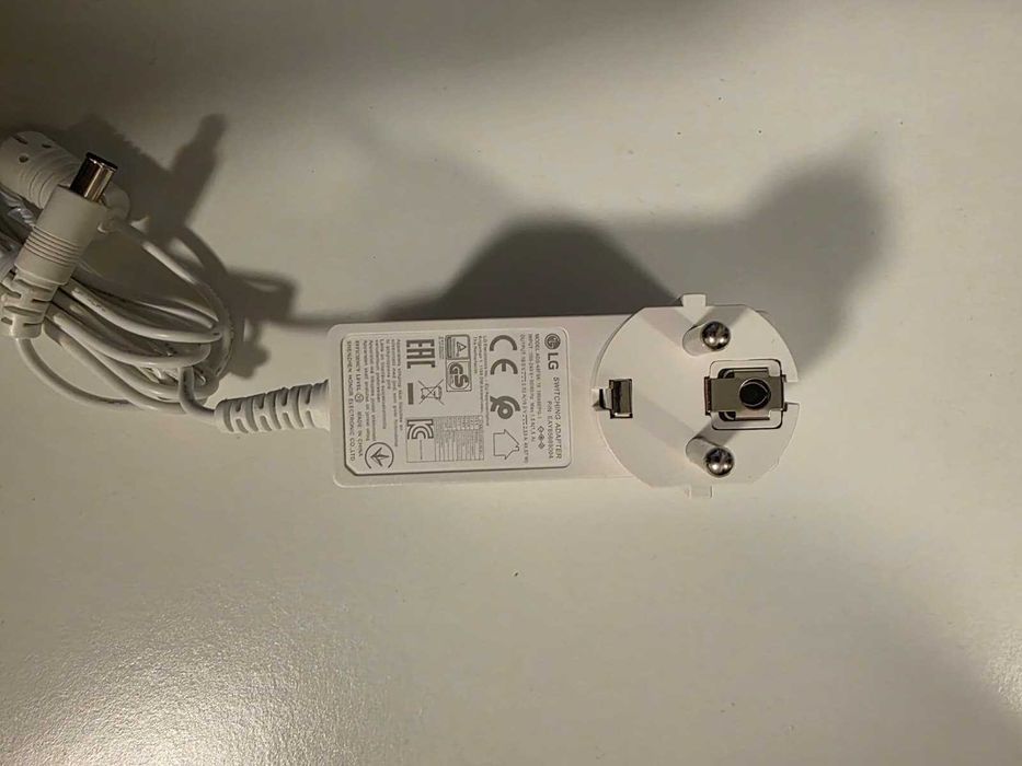 Vand Alimentator Original LG pentru Monitor 19V