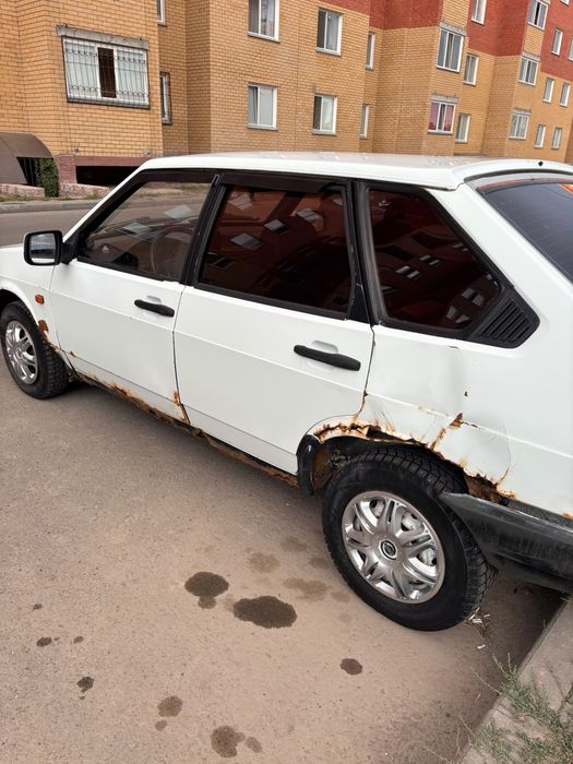 Продам машину ваз 2109