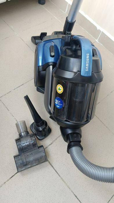 Пылесос Samsung 2100w