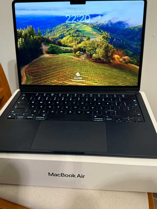 НОВ!  MacBook Air M2 - 13,6 Inch. // 256 GB // 100% Battery Health