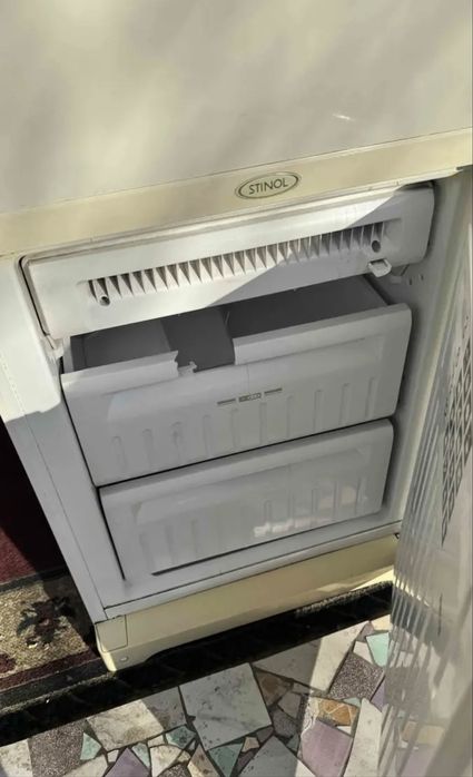 продам холодильник