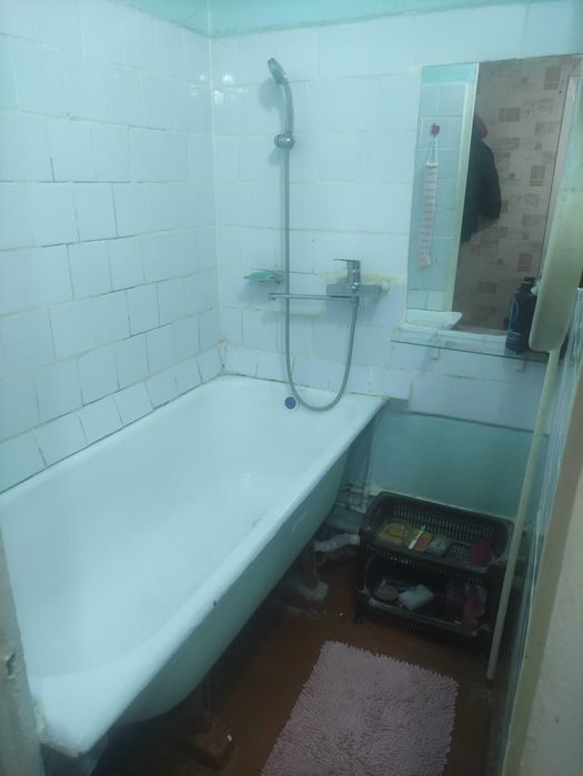 Продается 2 комнатная квартира в центре