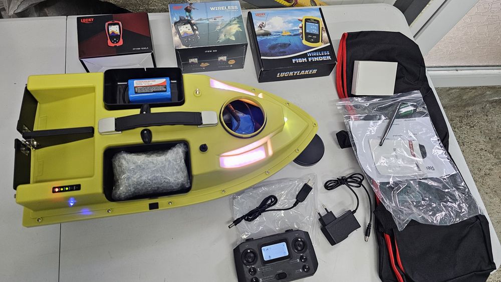 Лодка за захранка D19 с gps-100 точки,сак за лодка,зарядно и за автомо