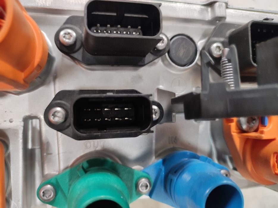 Конвектор-Зарядно устройство- за DS7 / ДС7 4х4 2023г A6MC60