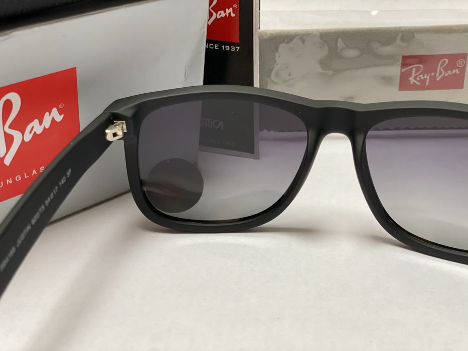 Ochelari de soare Ray Ban 4165 Justin Polarizati Noi