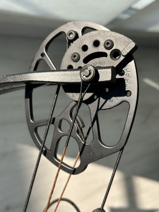 BEAR ARCHERY Bow Cruzer G-3 left hand stare excelentă
