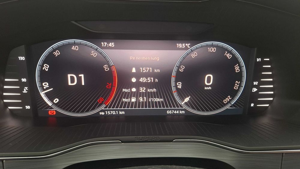 SKODA Superb 2022 — imagine 4
