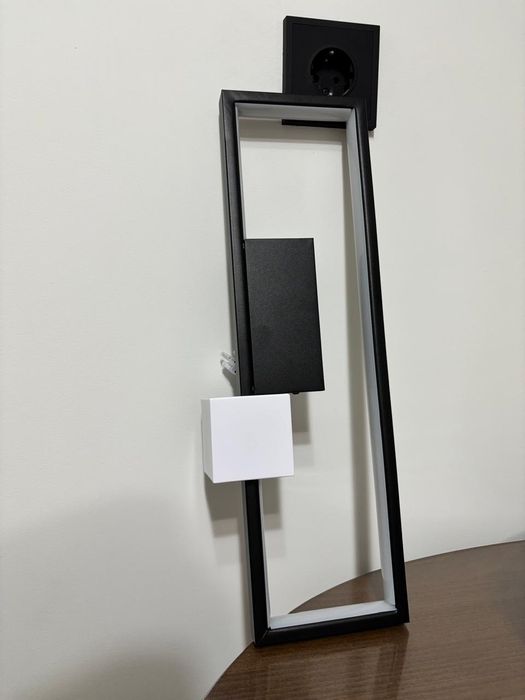 Настенное бра новые в упаковке