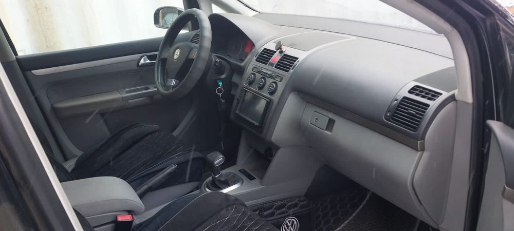 Фольксваген тауран