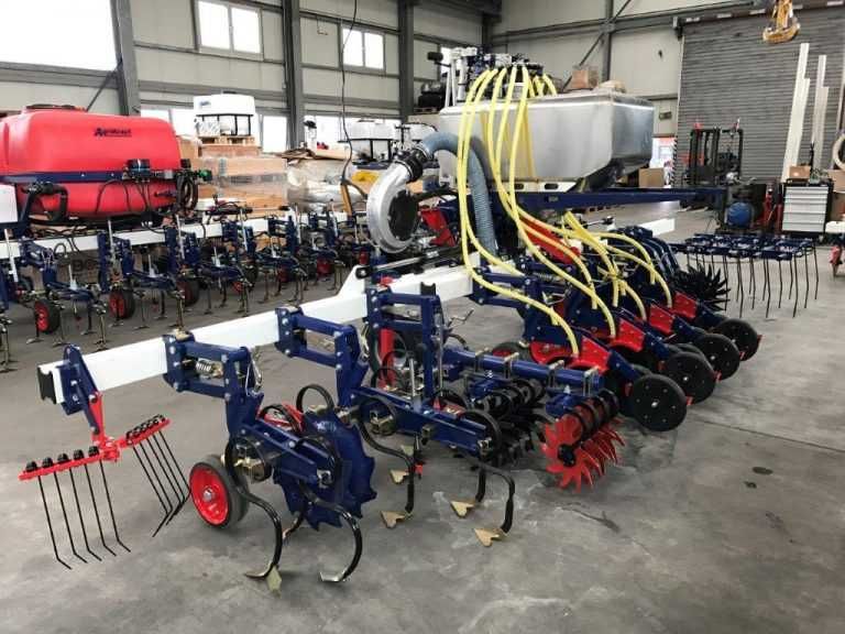 Пропашной культиватор для междурядной обработки посевов Германия