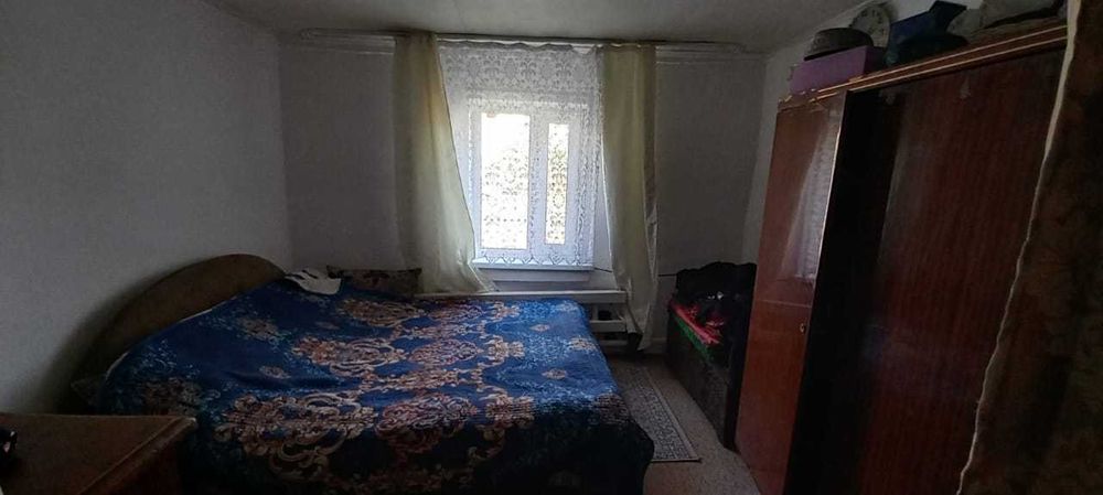 Продам жилой дом с центр отоплением.