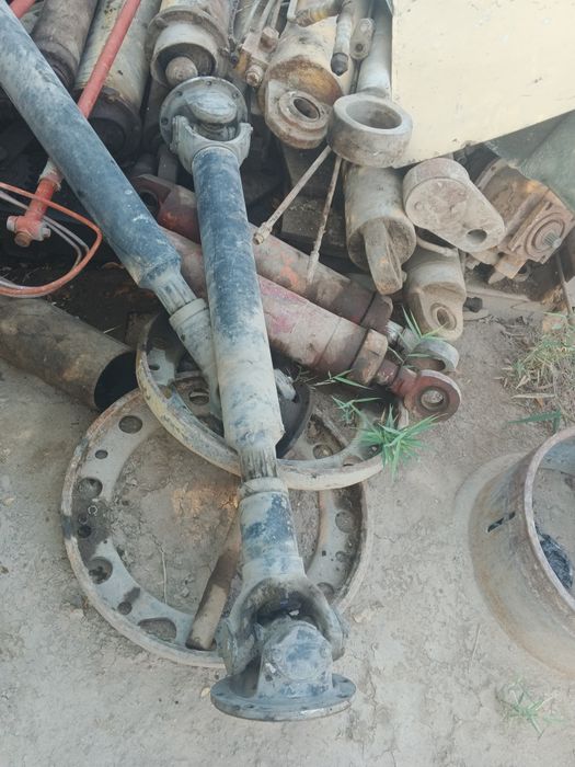 Xar xil razmerdagi silindr lar