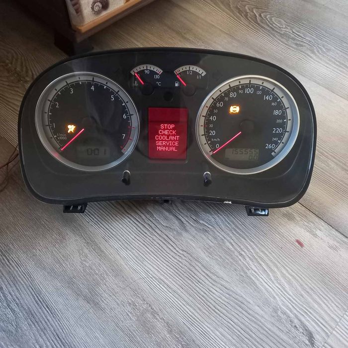 Смяна на дисплей монтаж на борд компютър автопилот