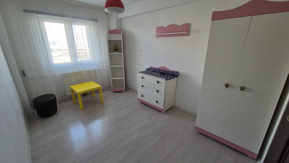 INCHIRIEZ APARTAMENT 3 camere luxury , zona Malu Rosu Profi
