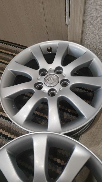 Продам диски R16 от Lexus ES300