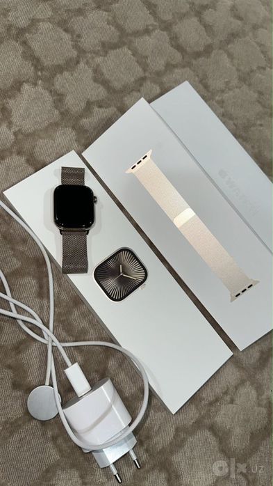 Apple watch series 10 42mm Gold