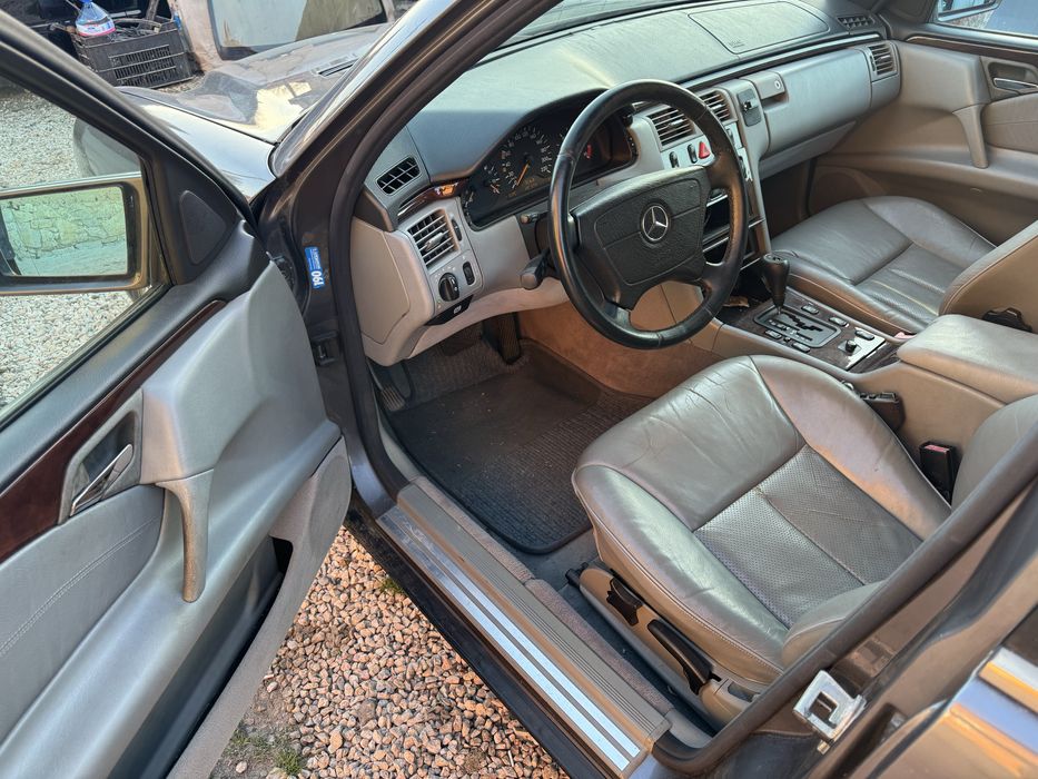 Мерцедес е290 нез двигател