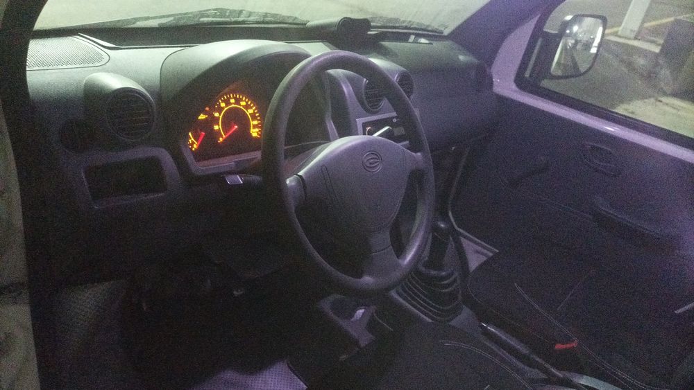 Холати янгидек агдарилга тумалаган мошина емас бензинда завотиской гур