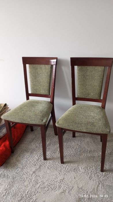 Стулья , деревянные