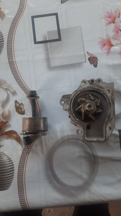 Помпа хонда срв рд1