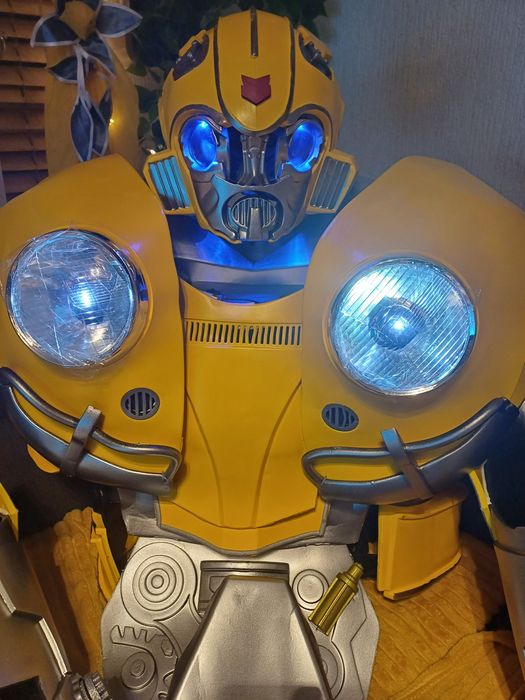 Bumble bee Robot costum  transformers