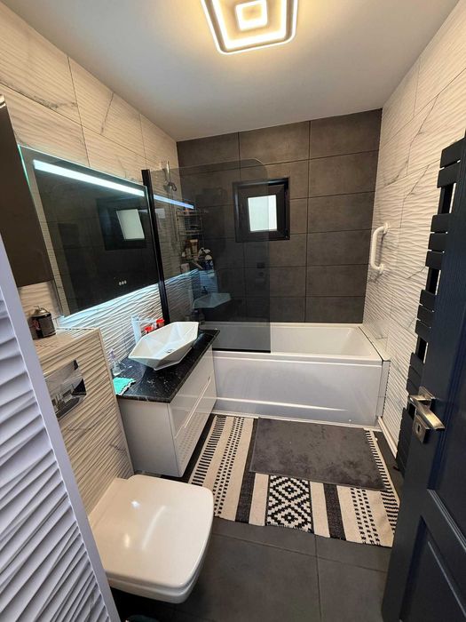 Apartament 3 camere complet renovat – mobilat/utilat premium – mutare imediată
