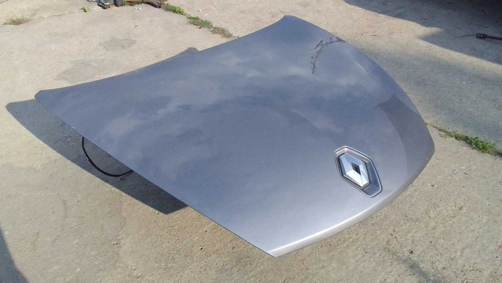 Преден капак Renault Laguna Coupe 2010г.