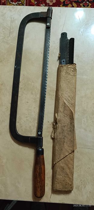 Ножовка и пилки .