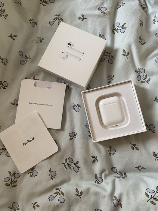 Apple AirPods 2 (2-го поколения )
