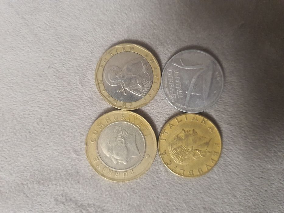 Vând monede de colecție