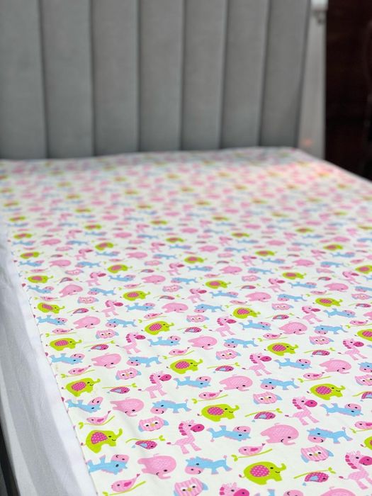 Наматрасник водонепроницаемый