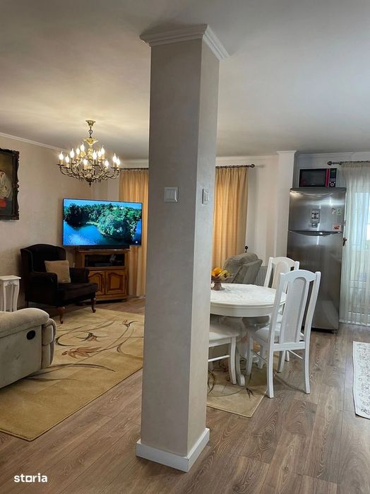 Cv 148 Republicii Zona Marinex Ap 3 camere + Sarpanta