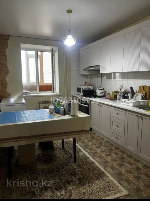 3 бөлмелі үй сатылады