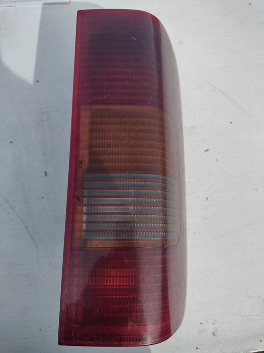 Продавам десен стоп за volkswagen LT 35