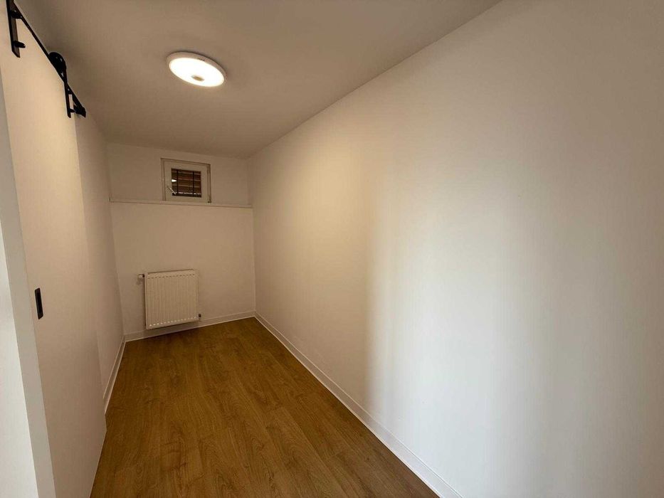 Apartament în casă cu curte terasata si garaj – la 5 minute de Centru