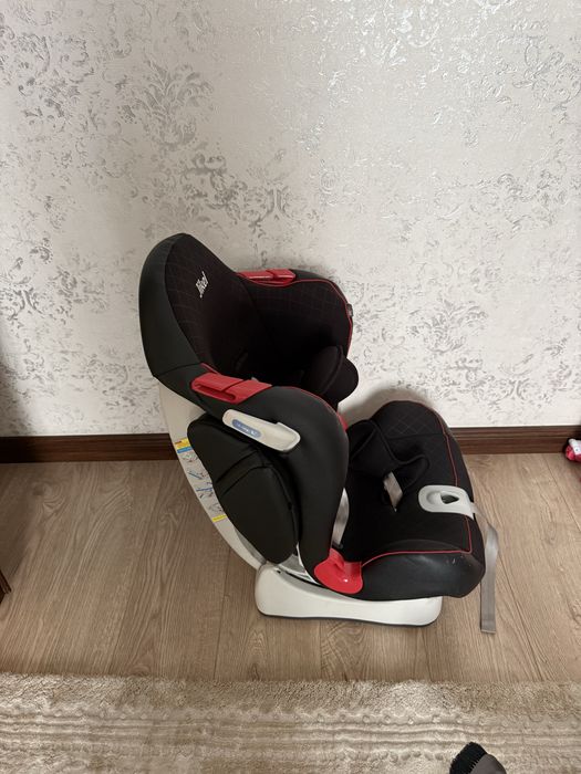 Детское авто кресло
