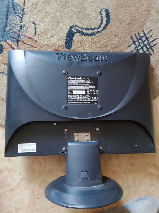 Монитор для клмпьютера