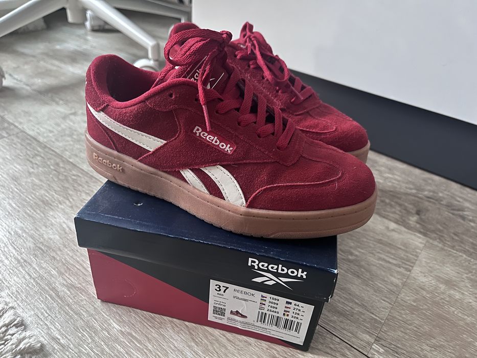 Дамски кецове Reebok от естествен велур