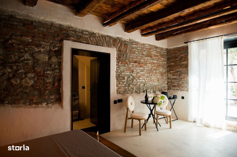 Vand 3 studio-uri in regim hotelier