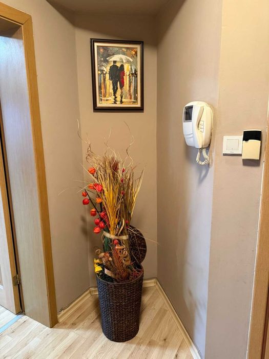 Дава се под наем Офис в Пловдив, Център - 93 кв.м за 697.17 € - Снимка #9