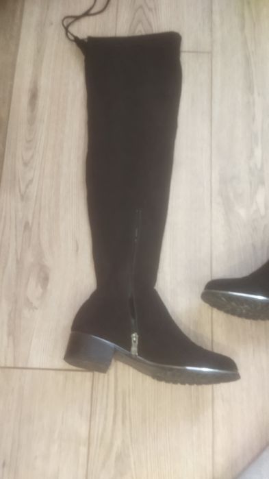 продаются ботфорды женские