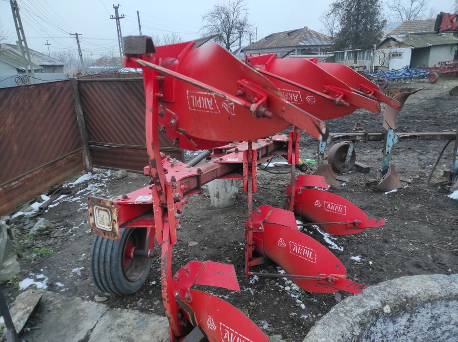 Plug akpil 3 piese de uzura ca noi cormane elicoidale roata balans